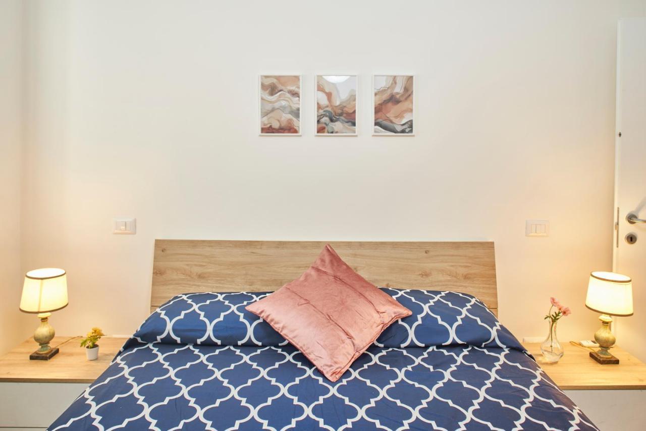 Azure Spot In Siena Centre - Apt Centrale Con Balcone Bagian luar foto