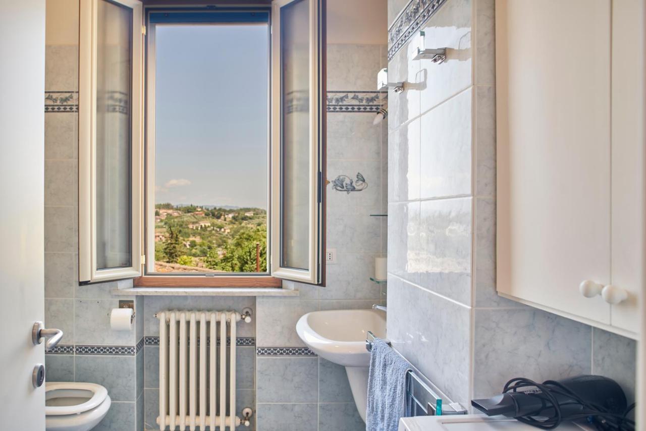 Azure Spot In Siena Centre - Apt Centrale Con Balcone Bagian luar foto